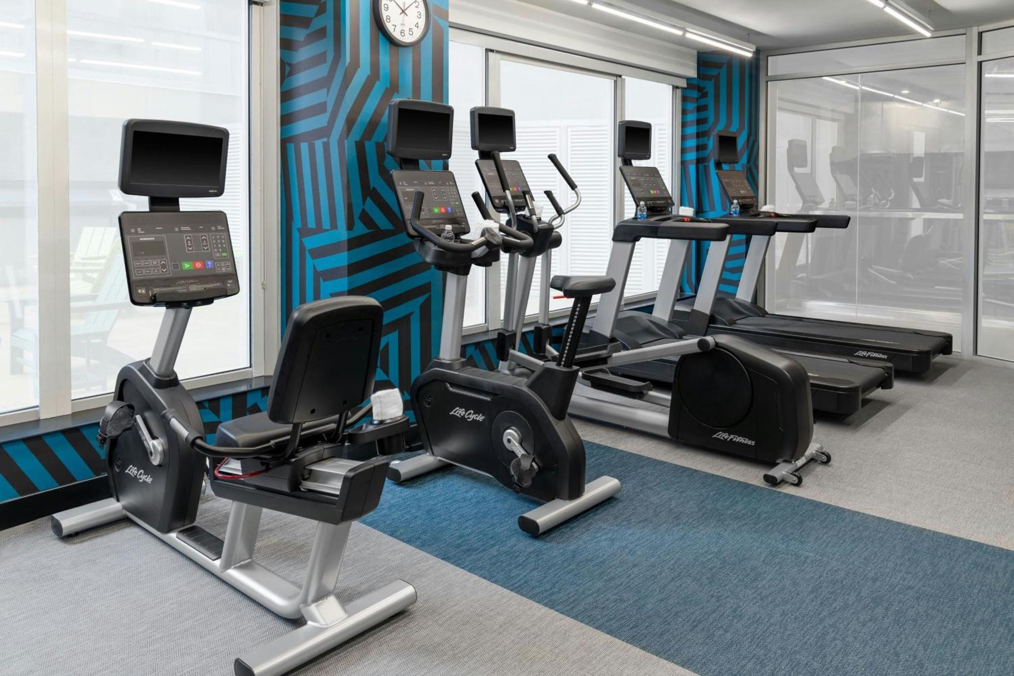 Aloft Brooklyn Hotel 3*